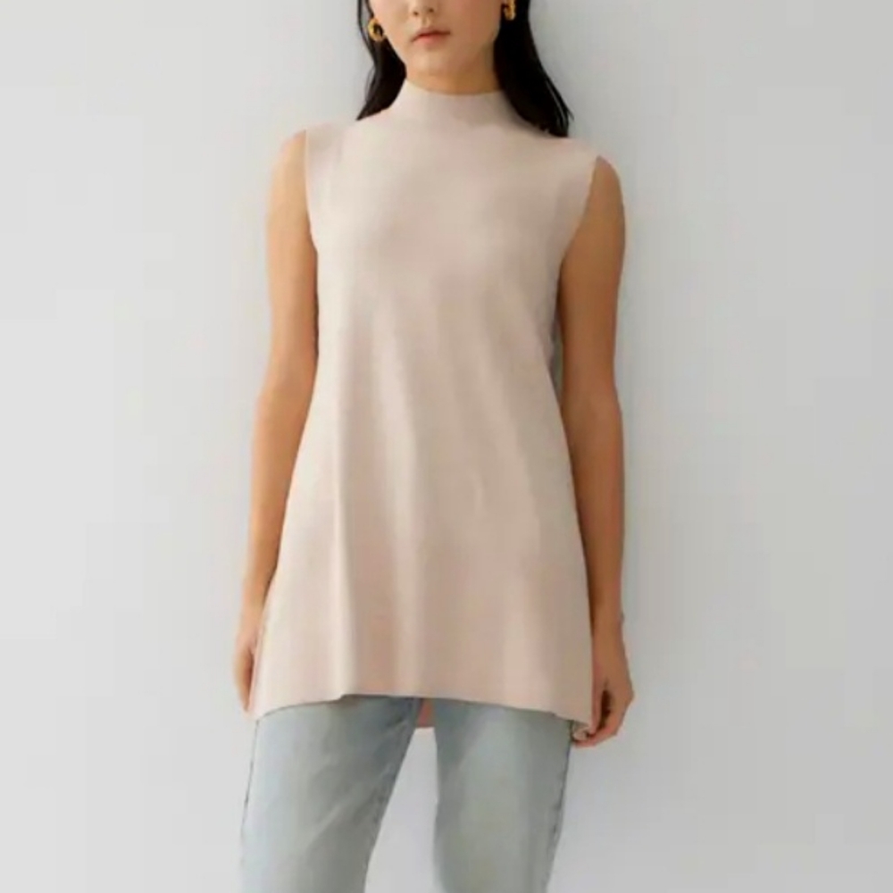 Zara Sleeveless Cream Sweater